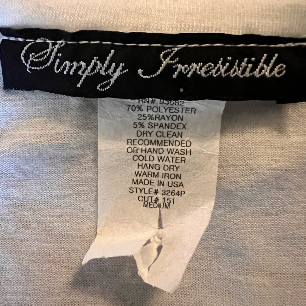 Simply Irresistible Fashion Tee - Picture 5 of 5